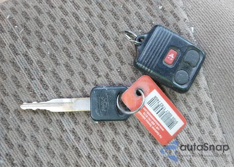 1998 Ford F-250 Lariat/Standard/Xl/Xlt z USA, uszkodzony, nr VIN 1FTRX27L1WKA36856